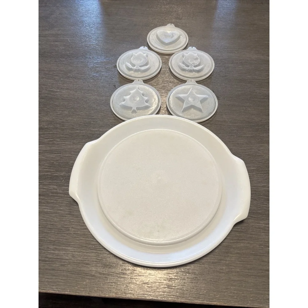 Vintage 7 Pc Tupperware Jello Mold Set. Incl 5 Decorative Lids